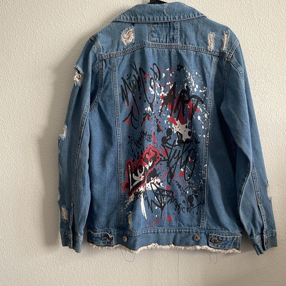 The Style Between Us Womens Denim/Jean Jacket Back Art Design Distressed Size M - Picture 2 of 11